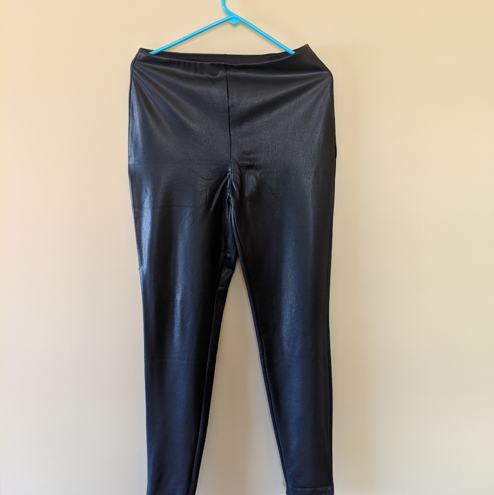 Faux leather leggings